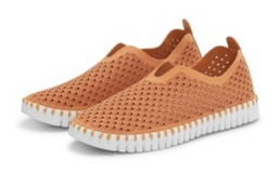 TULIP SLIP ON W/ WHITE SOLE SHOE