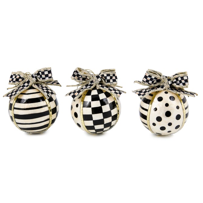 Ornaments Ball Courtly Noel Capiz