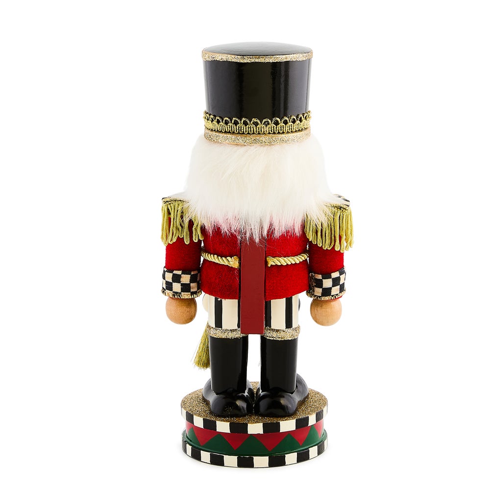 Nutcracker Highland Short