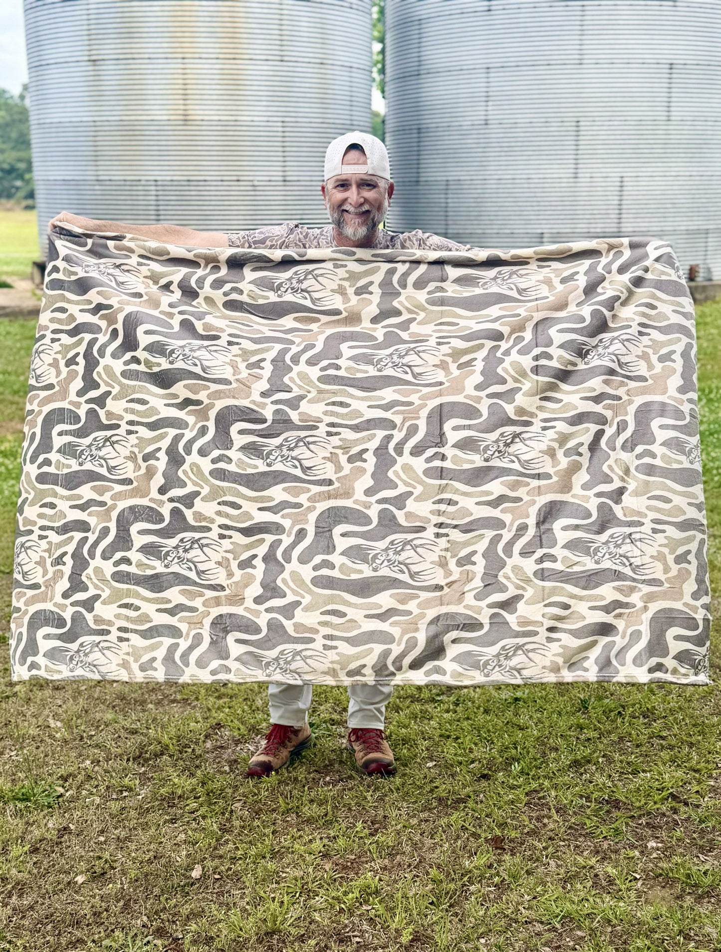 Blanket Camo Deer