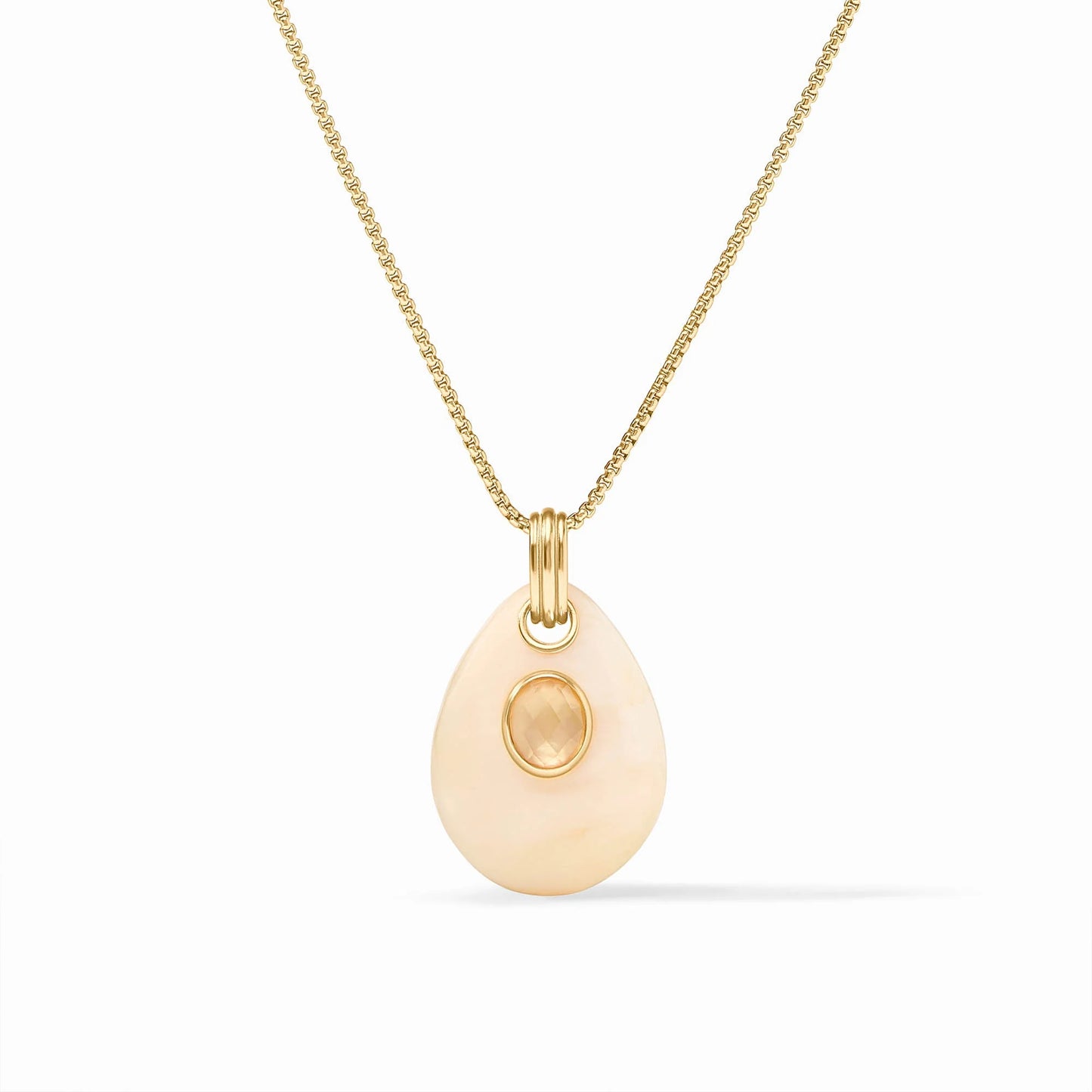Carnaby Pendant Necklace Gold