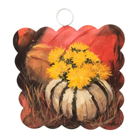 Round Top Print Mini Gourd & Spider Mums Scallop