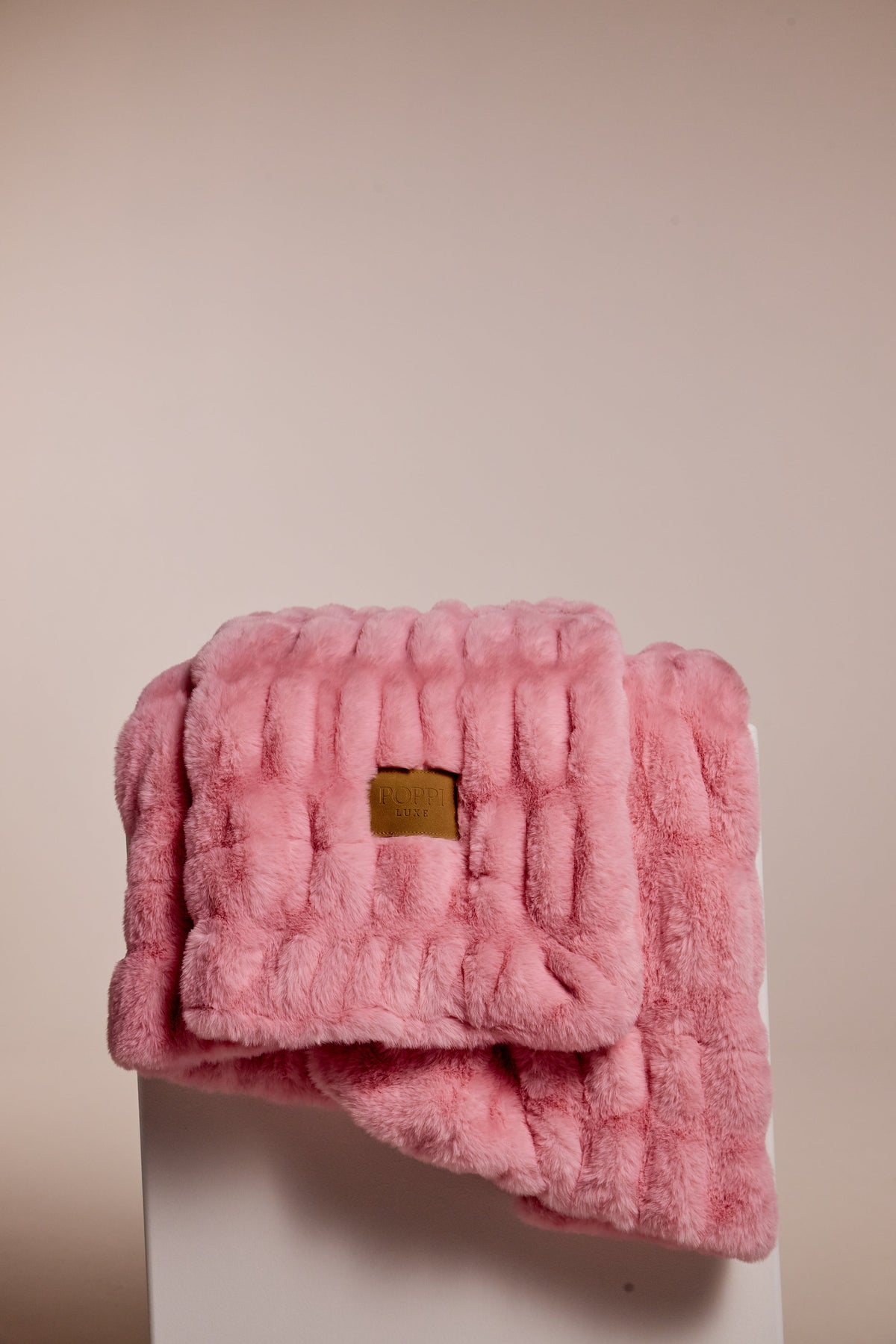 Poppi Luxe PETAL PINK Plush