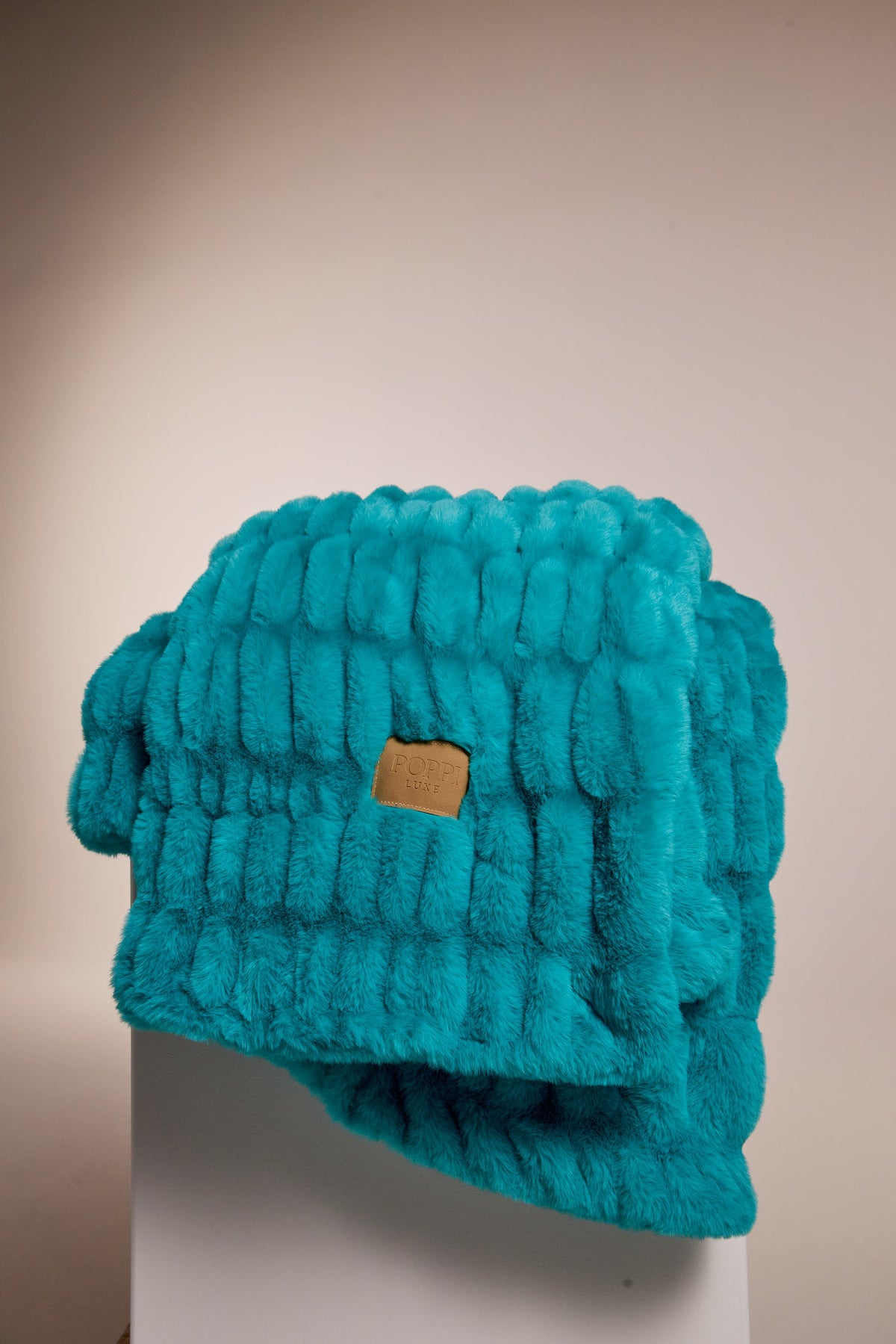 Poppi Luxe TURKS & TURQUIOSE Plush