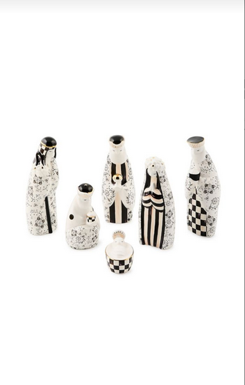 Nativity Set Courtly Noel