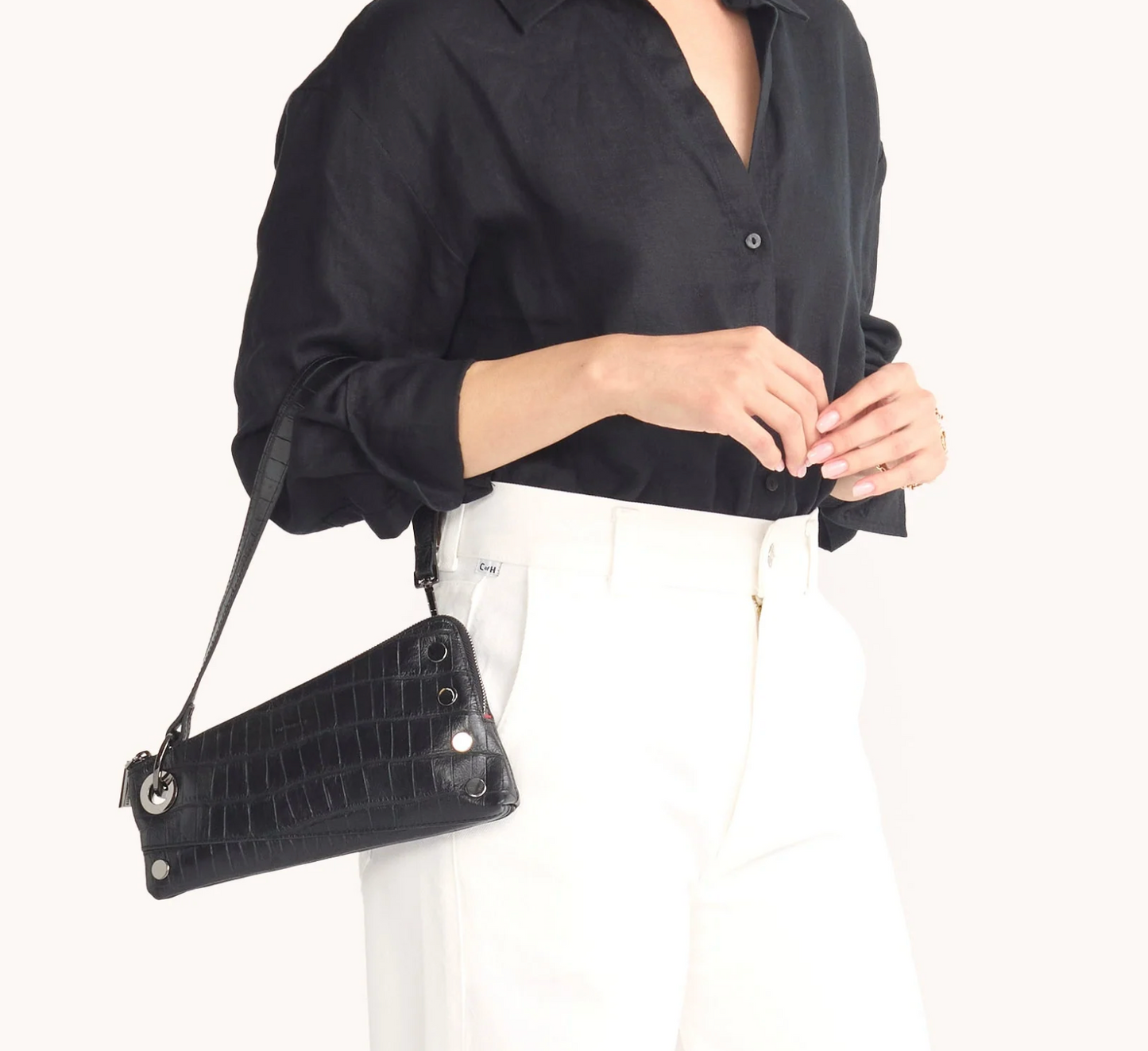 NASH Pochette Leather Shoulder Bag