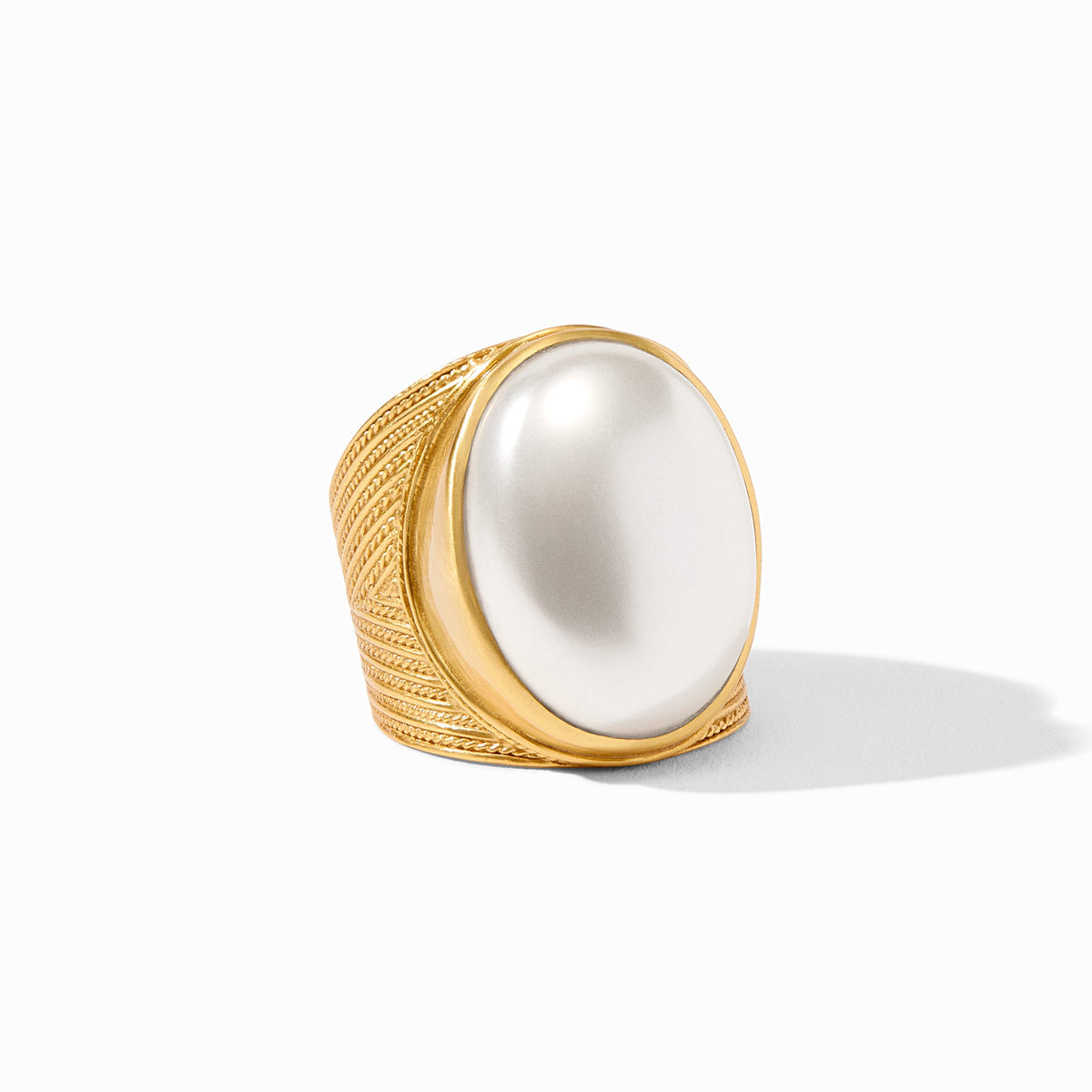 Julie Vos Verona Statement Ring Pearl Gold