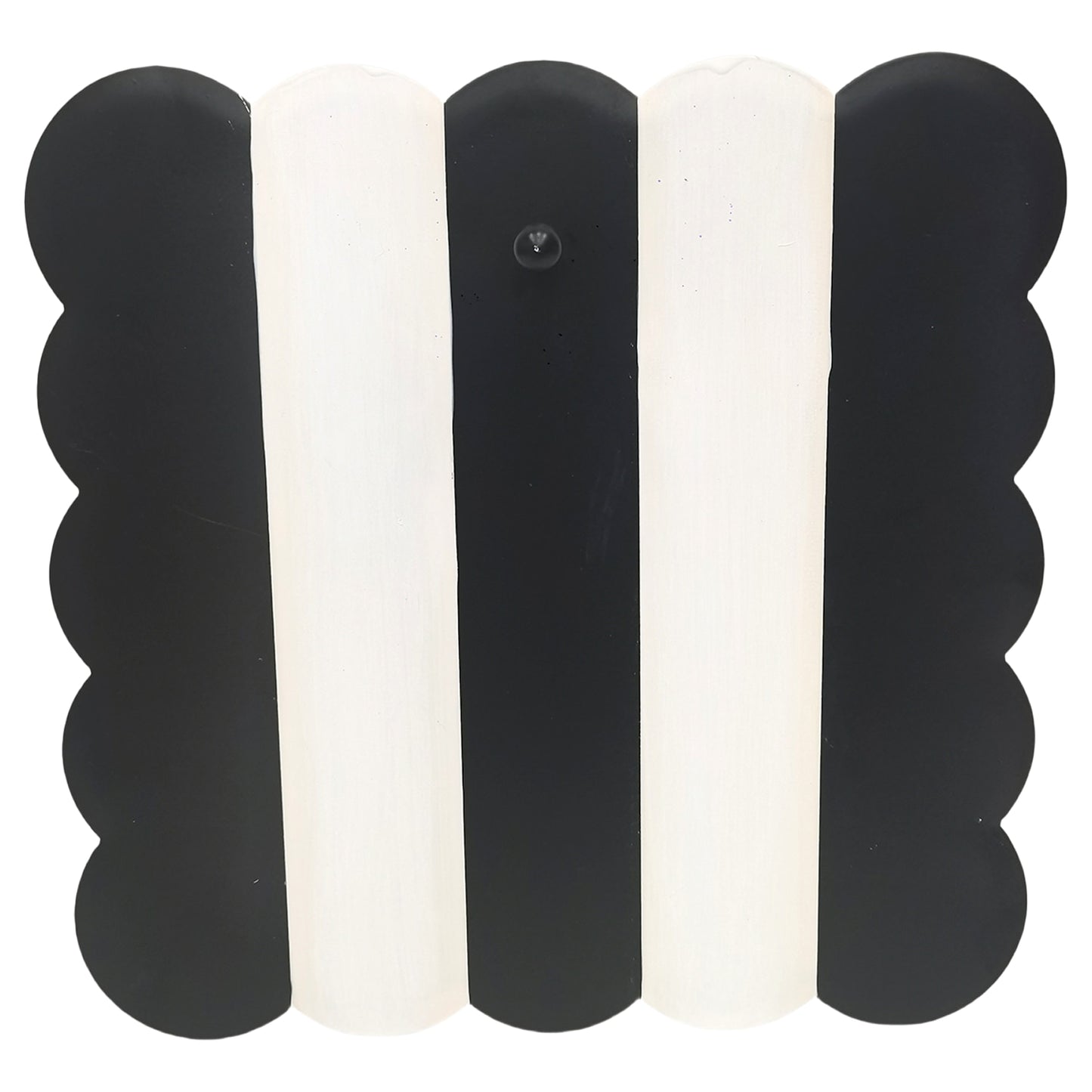 Round Top Display Board Black & Cream Scallop