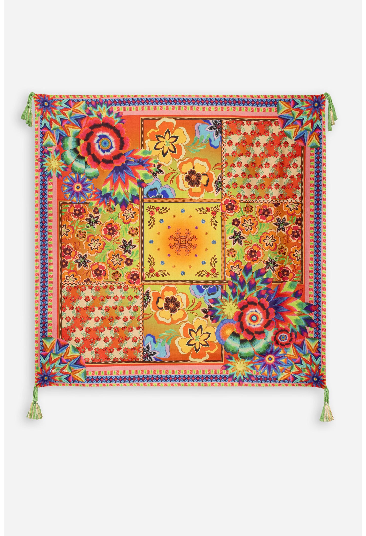 TRAVEL BLANKET REVERSIBLE W/ BAG 66X53 (Multiple Patterns)