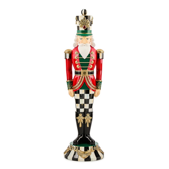 Nutcracker Courtly Classic Resin