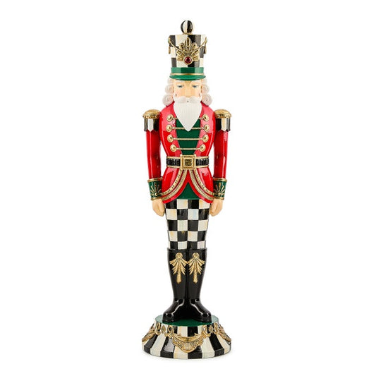 Nutcracker Courtly Classic Resin