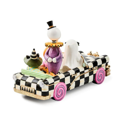 BOO FAMILY CAR TRICK OR TREAT