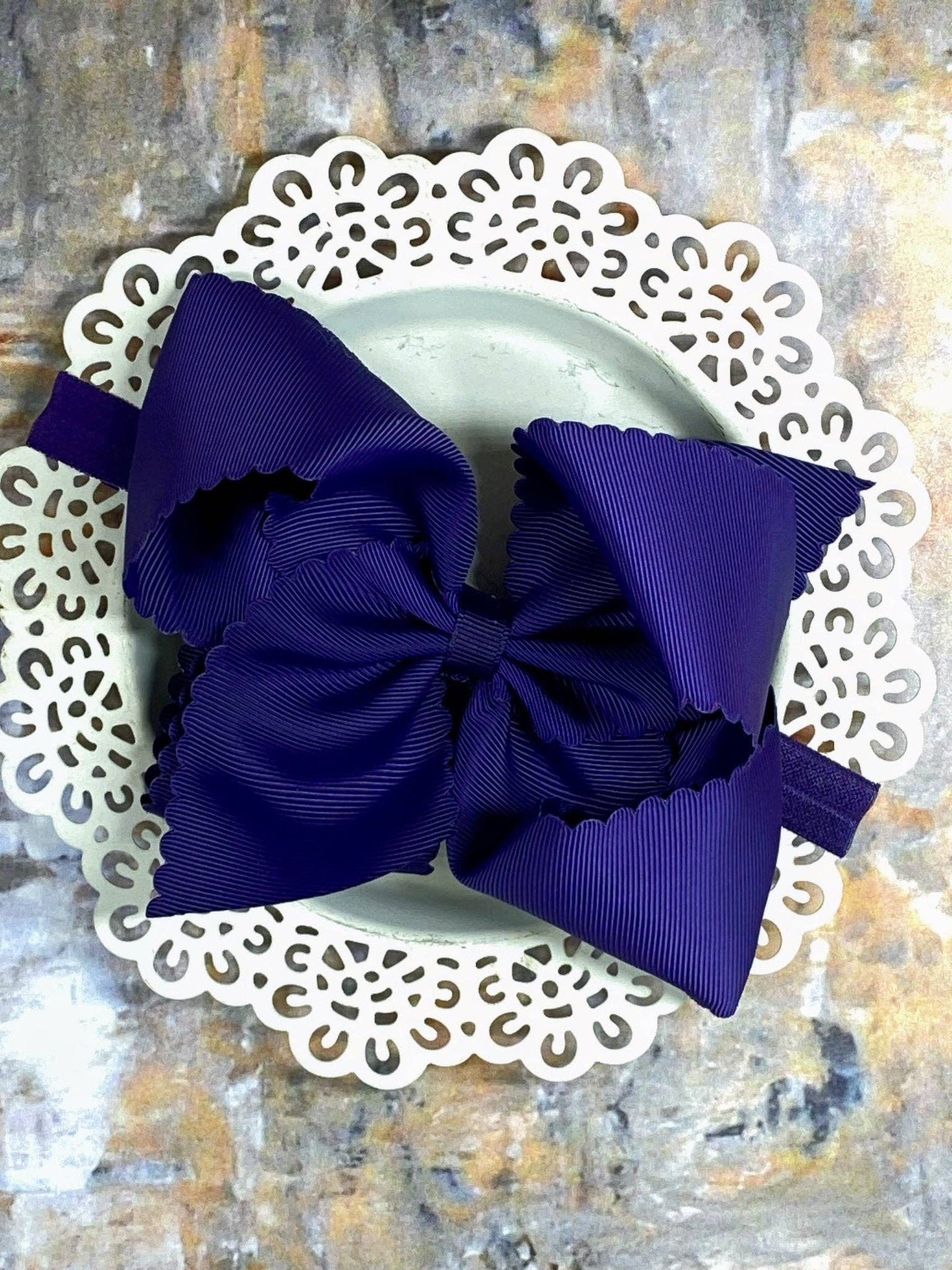 Headband Oversize Scalloped Bow - 5.5"