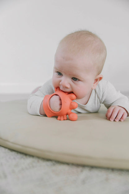 Teether Crab Bitzy Grip™ Silicone