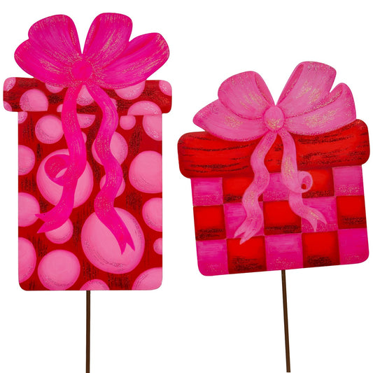 pinkmas large gift box stakes 
