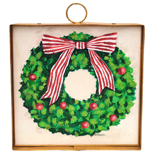 Round Top Art Mini Green Wreath Red Balls