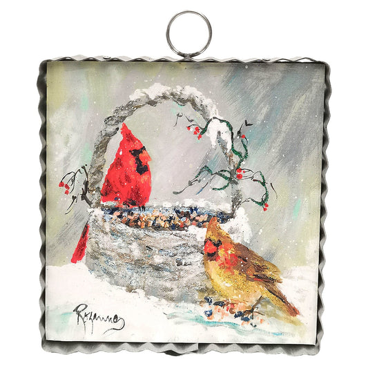 Round Top Art Mini Cardinal Basket