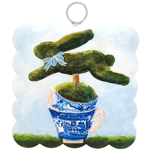 Round Top Print Mini Bunny in Teacup Scallop