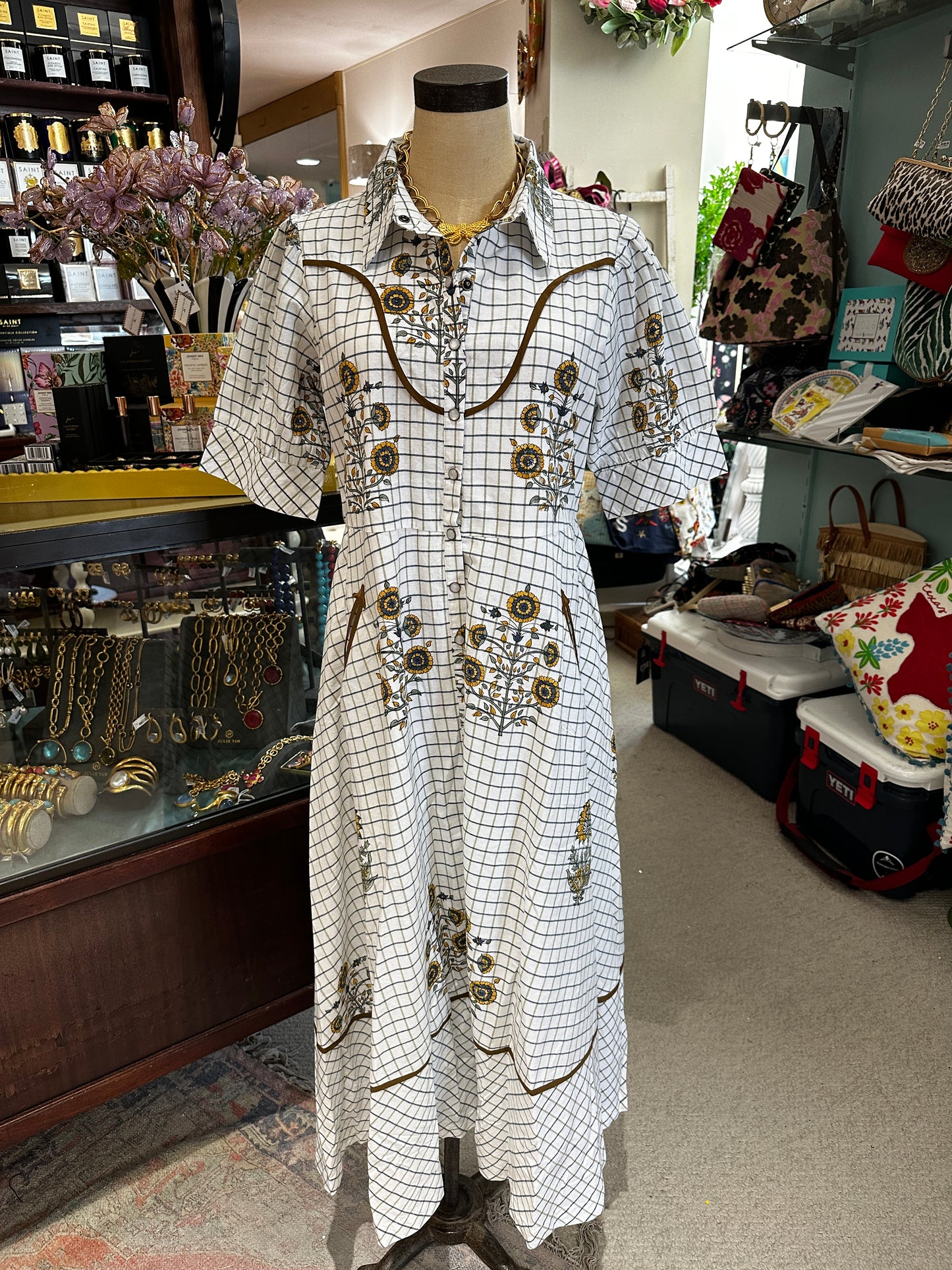 button down floral dress 