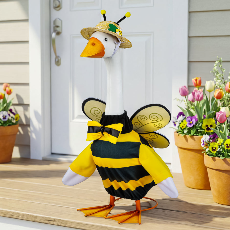 bee porch goose outfit 