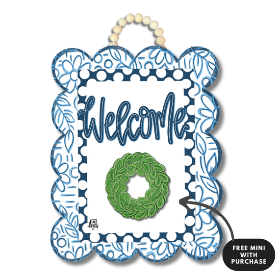 Door Hanger Scallop Blue & White - room for Mini