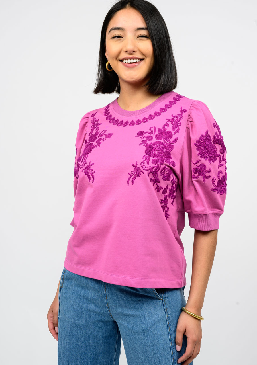 IJ TOP TRAILS OF FLOWERS KNIT