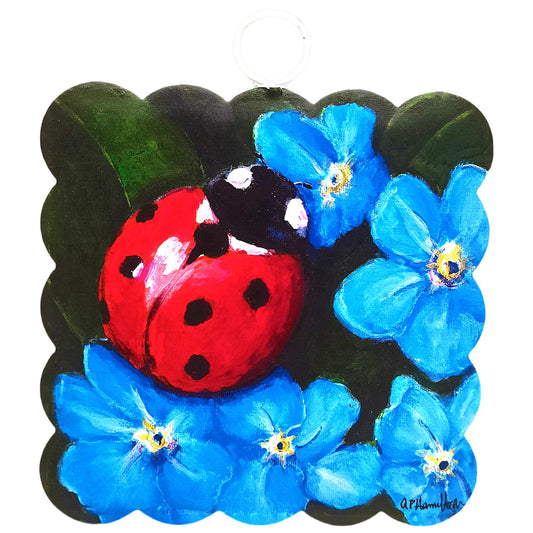 Round Top Print Mini Ladybug Scallop