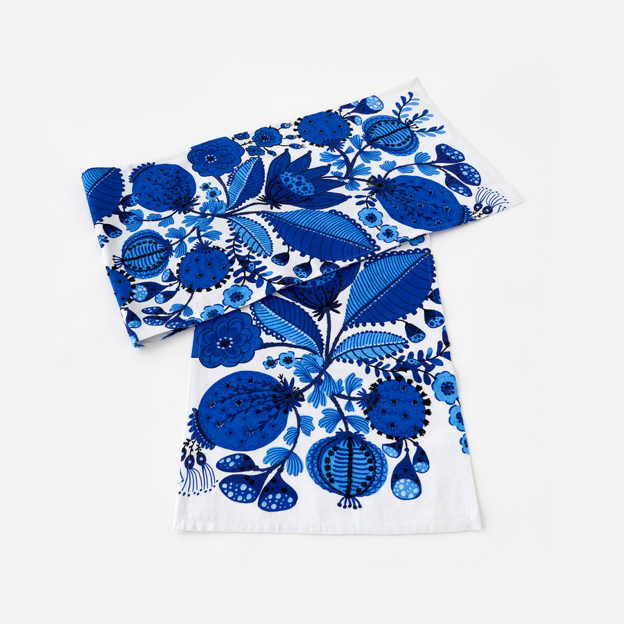 Table Runner Blue & White