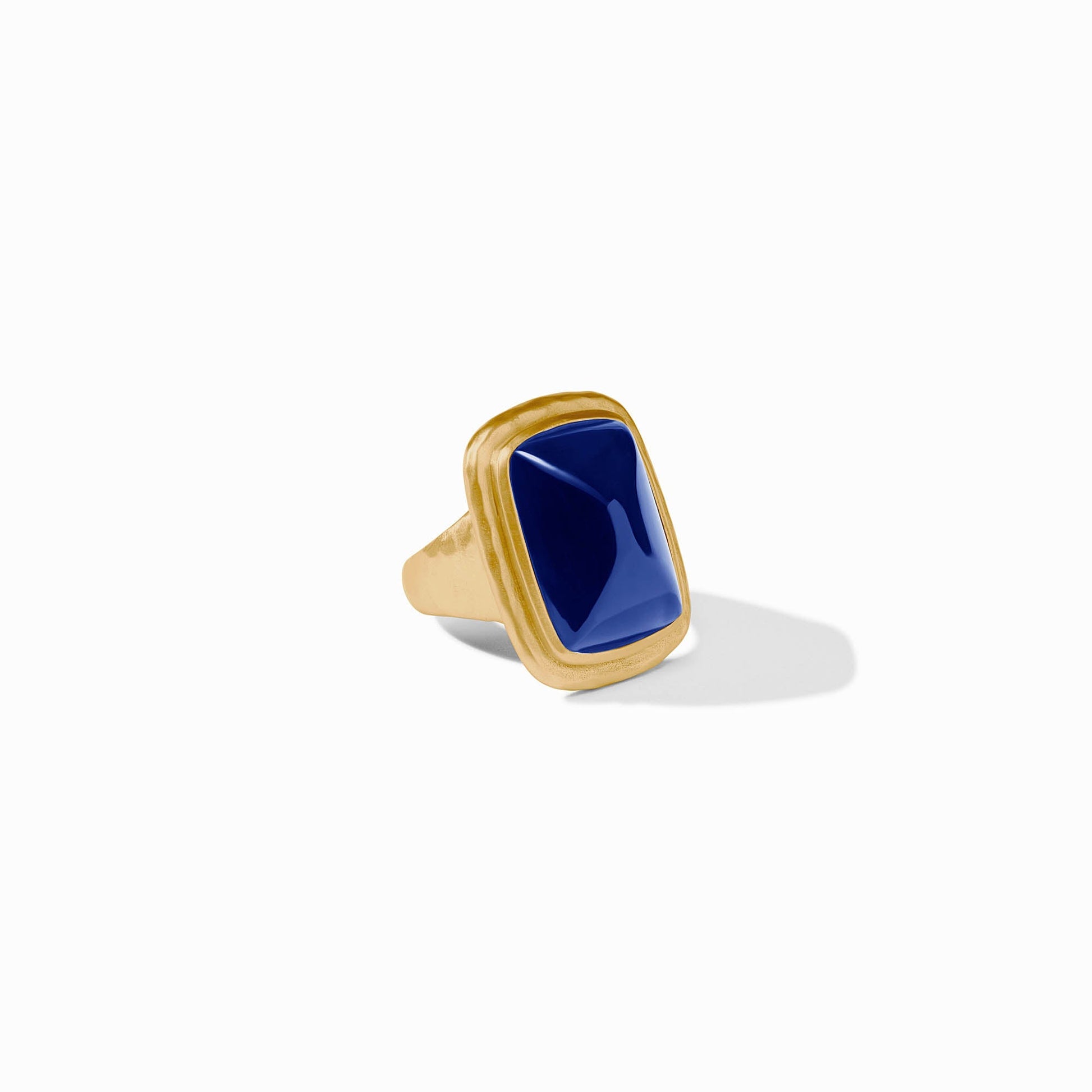 saphire ring