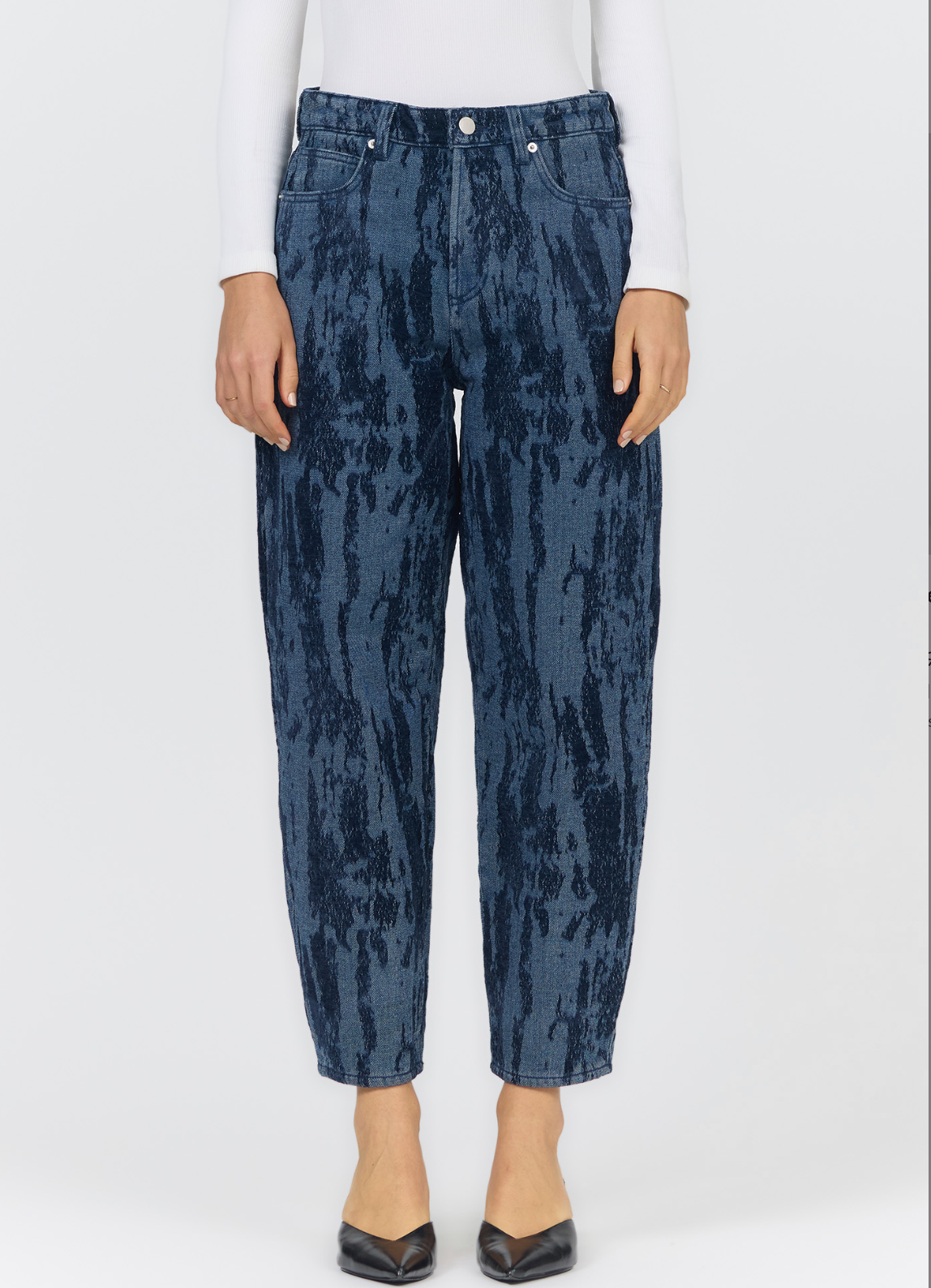 cropped denim jeans