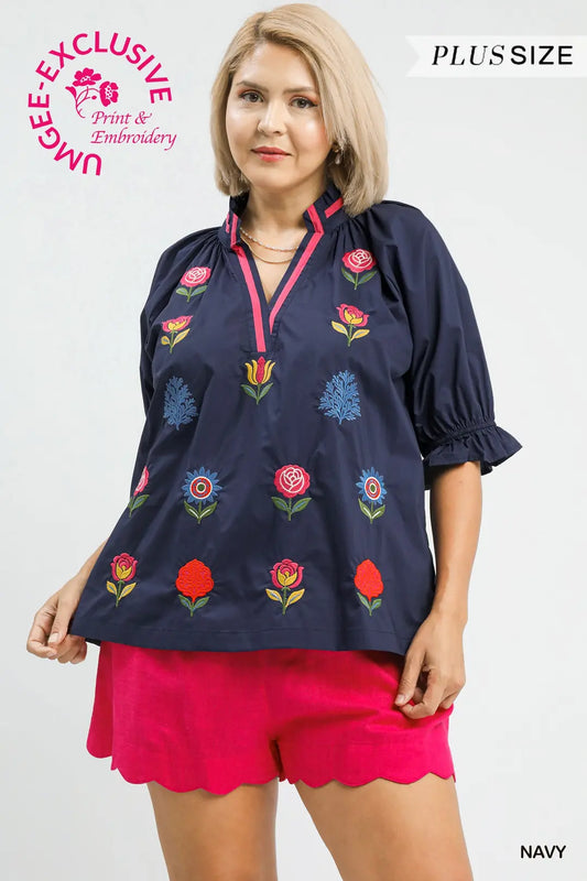 TOP Floral Embroidered