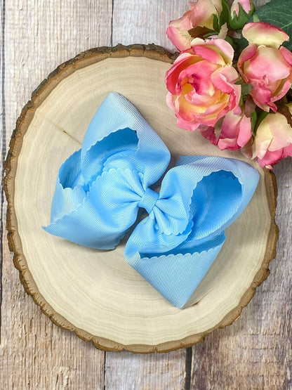 Bow Oversize Scalloped - Alligator Clip - 5.5"