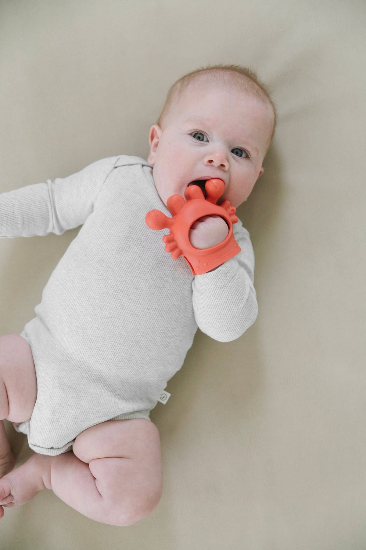 Teether Crab Bitzy Grip™ Silicone