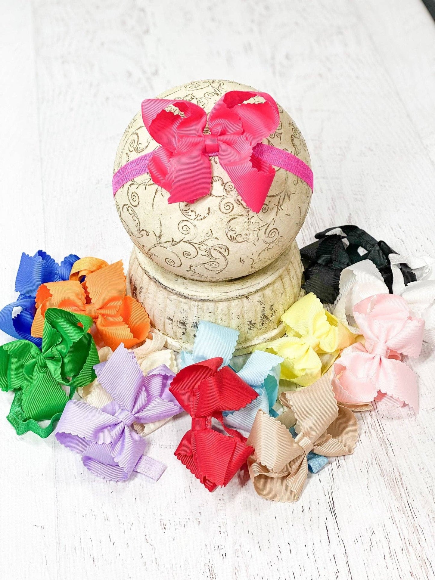 Bow Classic Scalloped - Headband - 4.5"