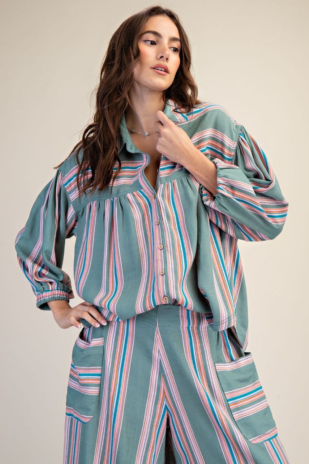 TOP   STRIPED LINEN BUTTON DOWN SHIRT