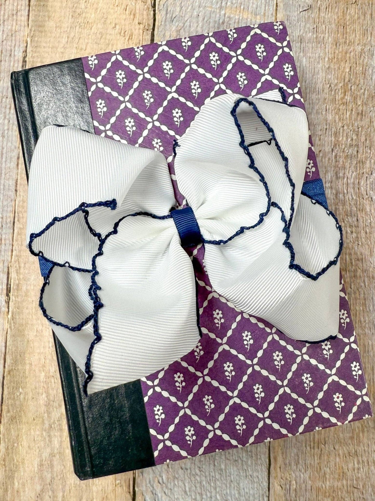 Hair Bows Classic Moonstitch Boutique Bows Girls Hair Accessories Clip or Headband
