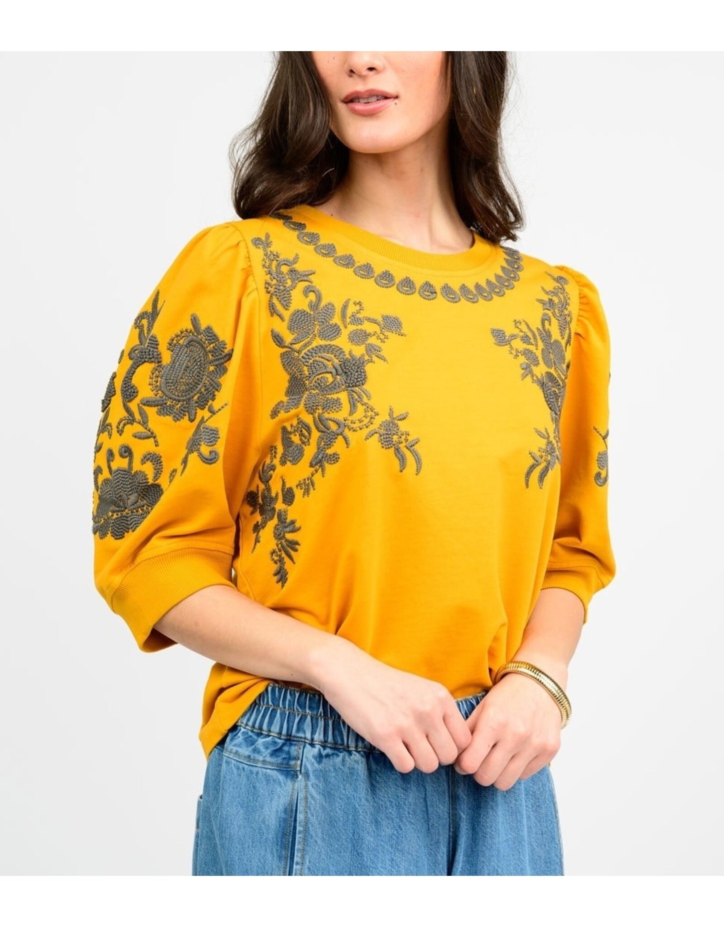IJ TOP TRAILS OF FLOWERS KNIT