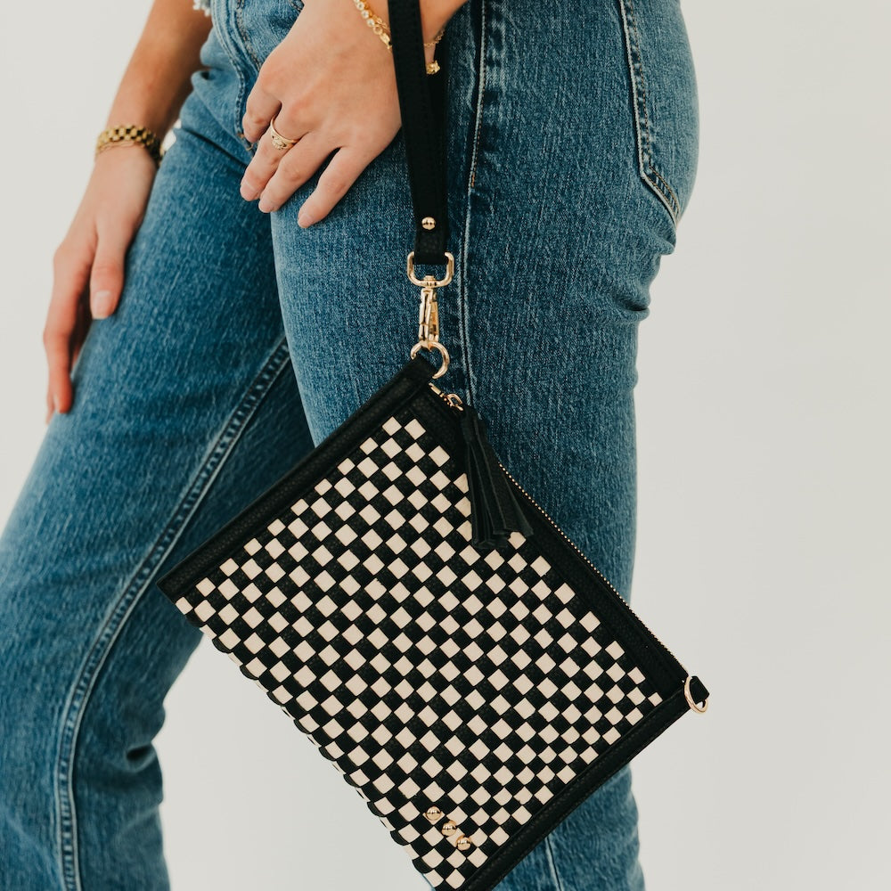 Crossbody Clutch Veda  Checkered Black Woven Bag